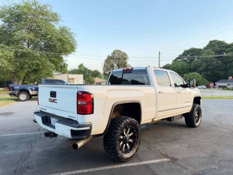 2016 GMC Sierra 2500HD Denali
