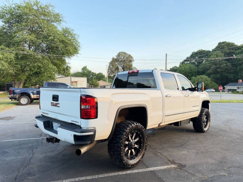 2016 GMC Sierra 2500HD Denali