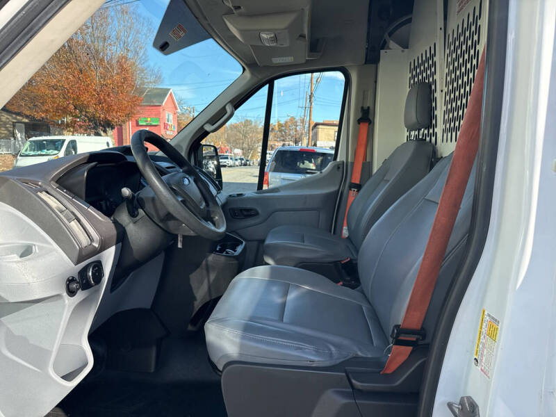 2019 Ford Transit Van Base photo 17