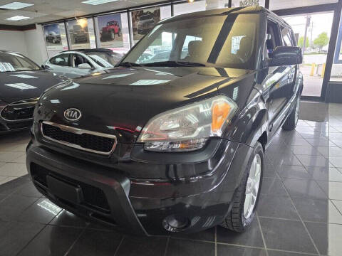2010 Kia Soul +
