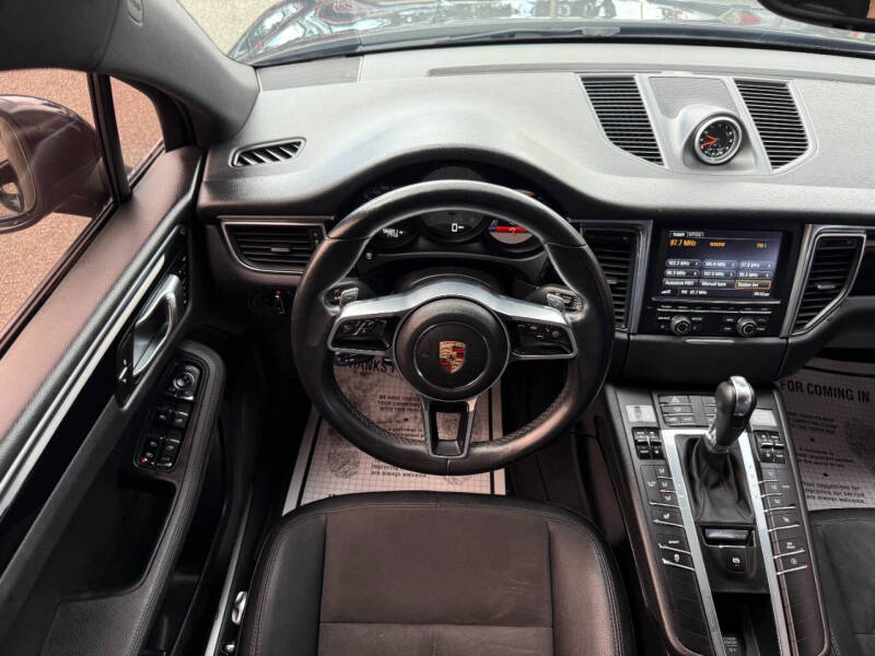 2015 Porsche Macan S