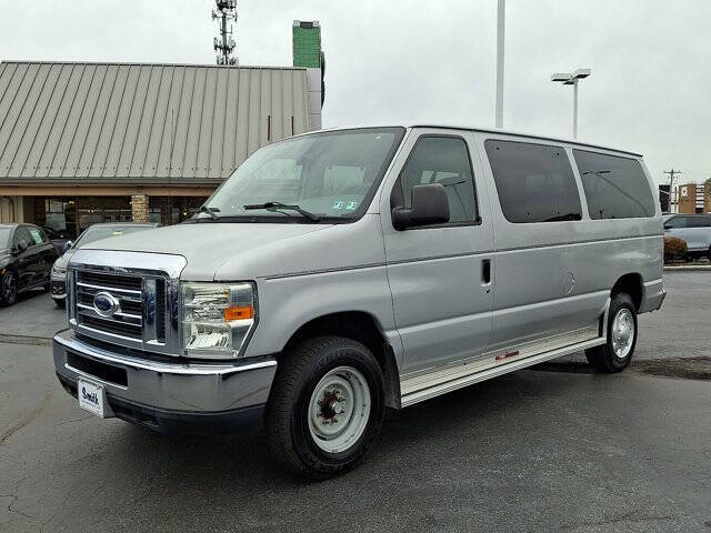 2008 Ford E-Series E-350 SD XLT