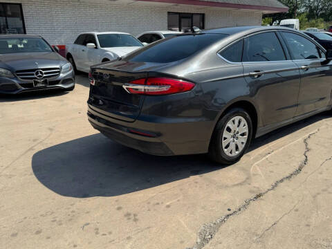 2020 Ford Fusion S