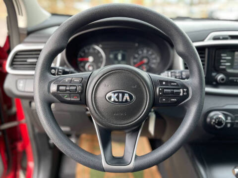 2017 Kia Sorento LX