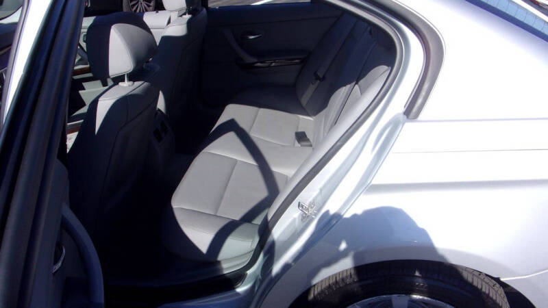 2011 BMW 3 Series 328i