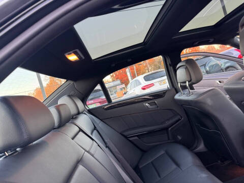 2010 Mercedes-Benz E-Class