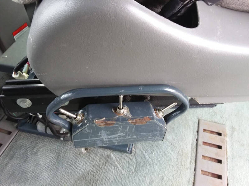 2005 Ford E-Series E-250 SD