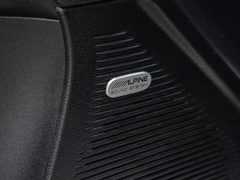 2015 Dodge Challenger SXT Plus