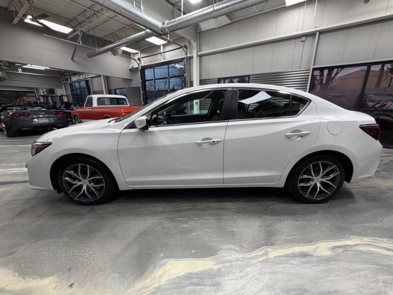 2019 Acura ILX w/Premium