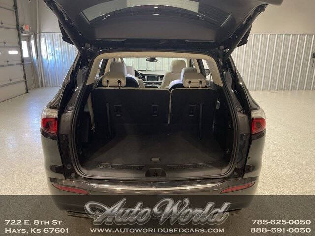 2022 Buick Enclave Essence