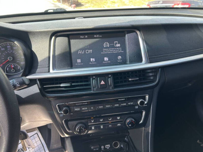 2019 Kia Optima LX