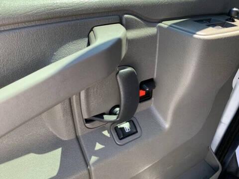 2024 Chevrolet Express 2500
