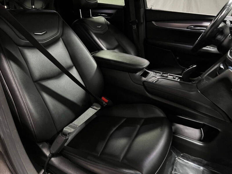 2020 Cadillac XT5 Luxury