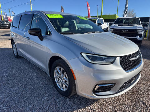 2024 Chrysler Pacifica Touring L