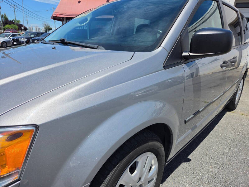 2016 Dodge Grand Caravan American Value Package