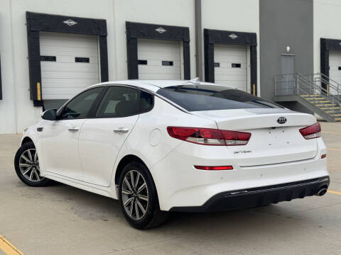 2019 Kia Optima LX