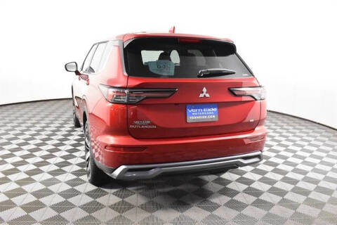 2025 Mitsubishi Outlander PHEV SE