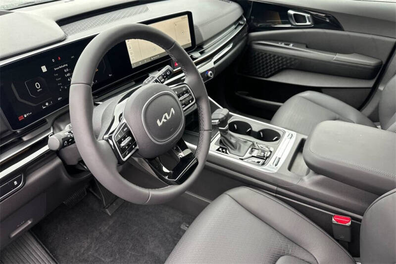 2025 Kia Carnival SX Prestige