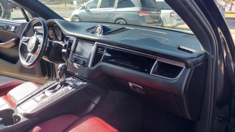 2016 Porsche Macan S