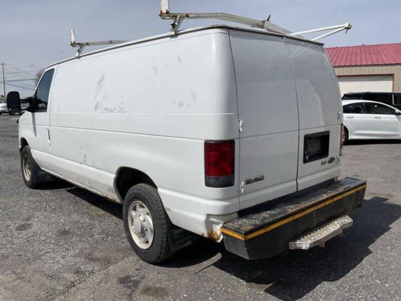 2010 Ford E-Series E-150
