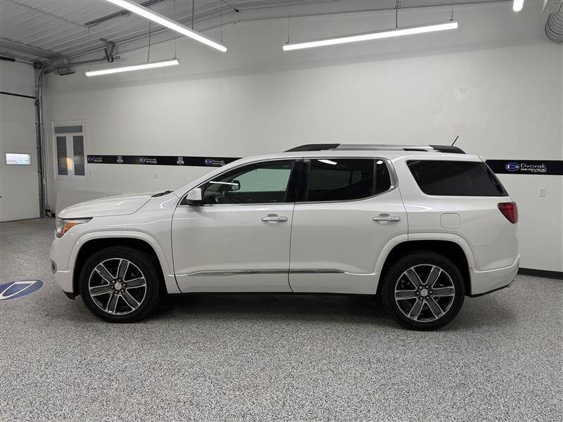 2017 GMC Acadia Denali