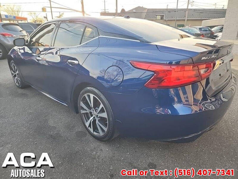 2017 Nissan Maxima