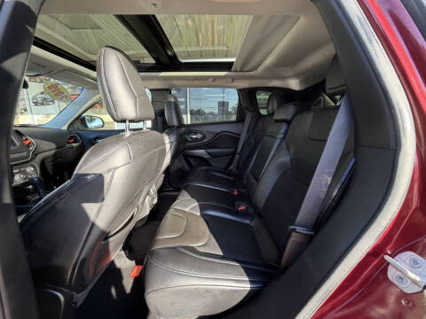 2019 Jeep Cherokee Latitude Plus