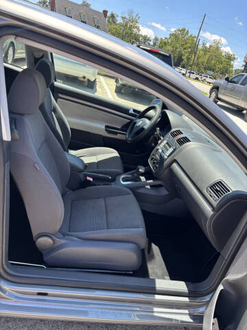 2009 Volkswagen Rabbit S