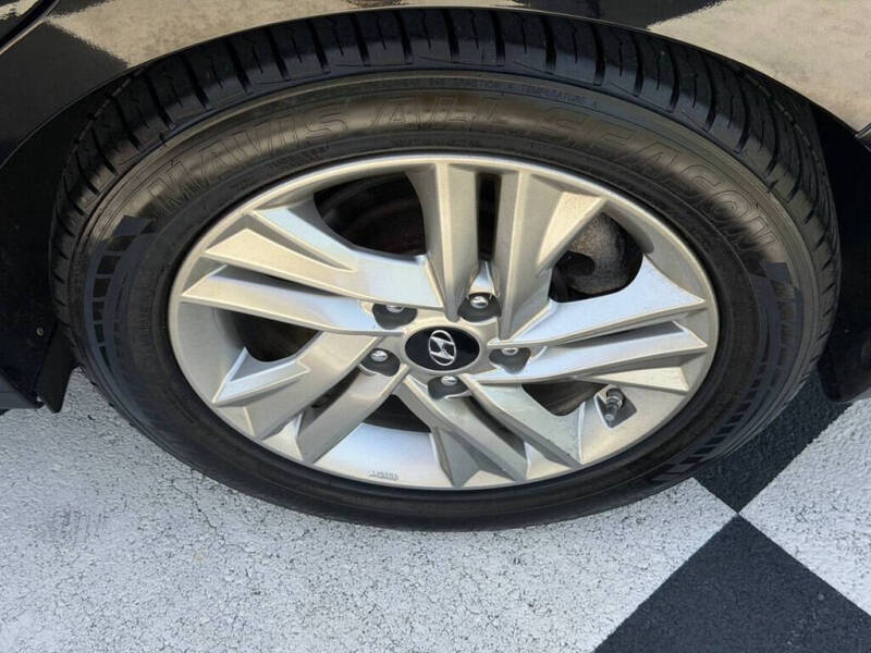 2020 Hyundai Elantra