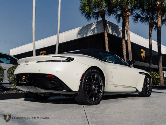 2019 Aston Martin DB11 Volante