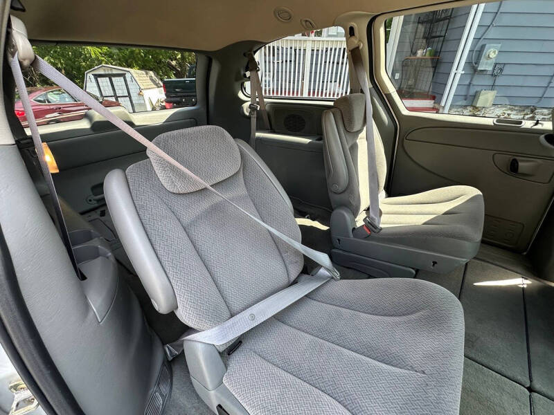 2006 Dodge Grand Caravan SE