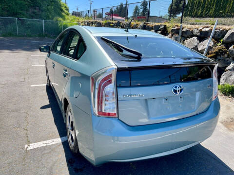 2015 Toyota Prius Two