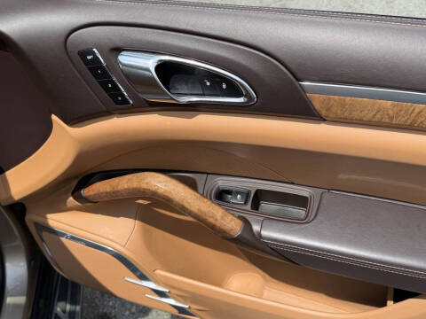 2015 Porsche Cayenne S E-Hybrid