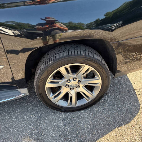 2016 Cadillac Escalade ESV Luxury Collection