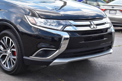2018 Mitsubishi Outlander ES