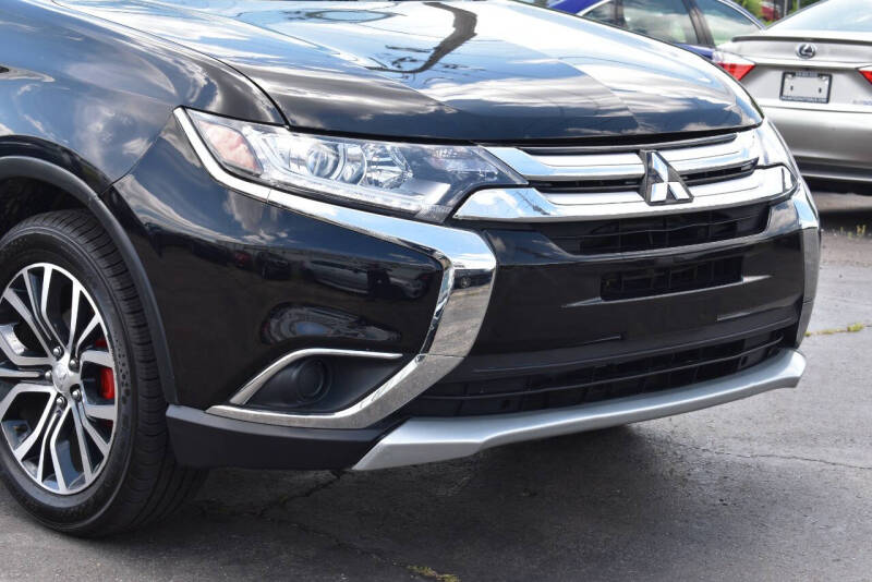 2018 Mitsubishi Outlander ES