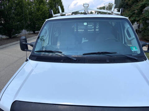 2010 Ford E-Series E-250