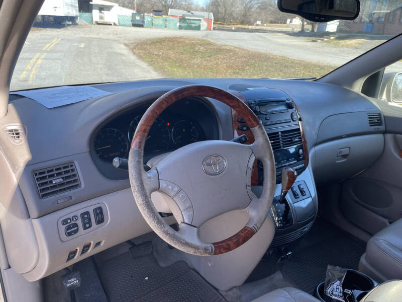 2006 Toyota Sienna XLE Limited 7 Passenger