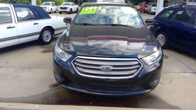 2018 Ford Taurus SEL