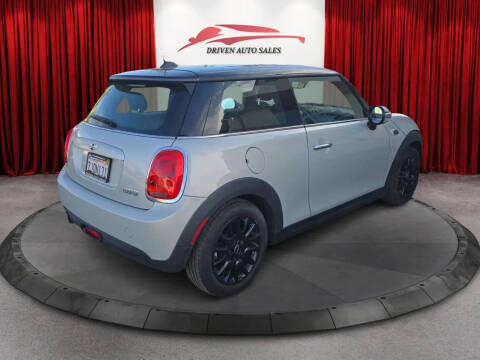 2015 MINI Hardtop 2 Door Cooper