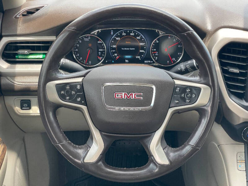 2019 GMC Acadia Denali
