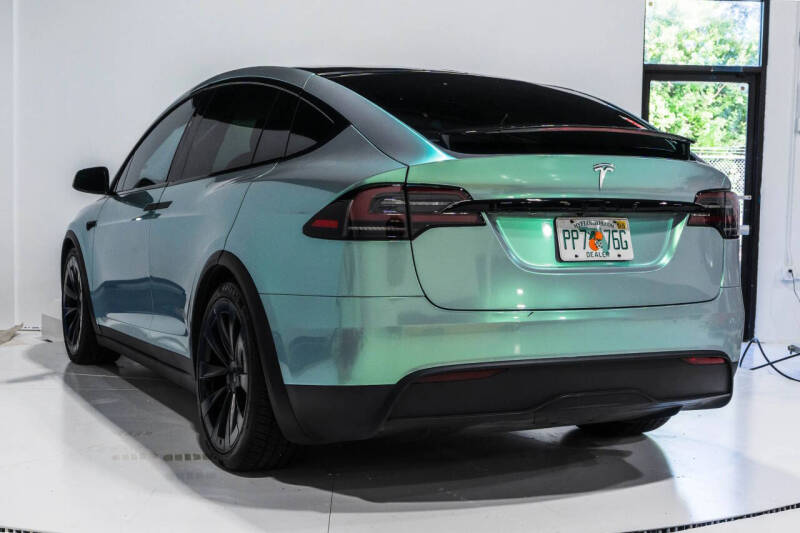 2023 Tesla Model X Standard Range
