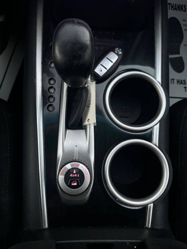 2015 Nissan Pathfinder SV