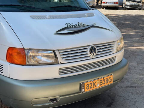 2002 Winnebago Rialta