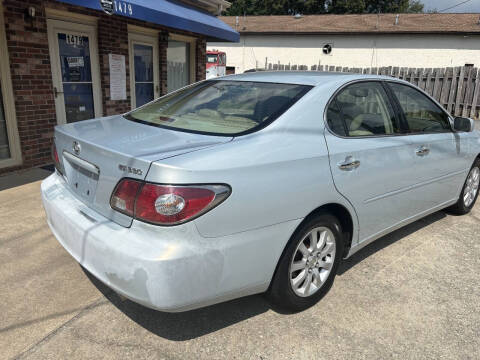 2004 Lexus ES 330