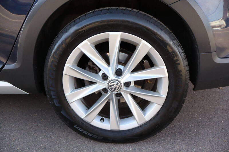 2017 Volkswagen Golf Alltrack