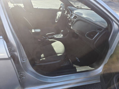 2011 Chrysler 200 Touring