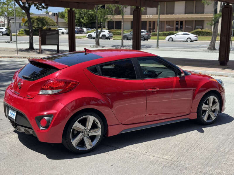 Image 4 of 2013 Hyundai Veloster Turbo