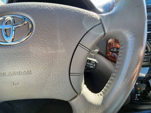 2004 Toyota Sienna XLE 7 Passenger