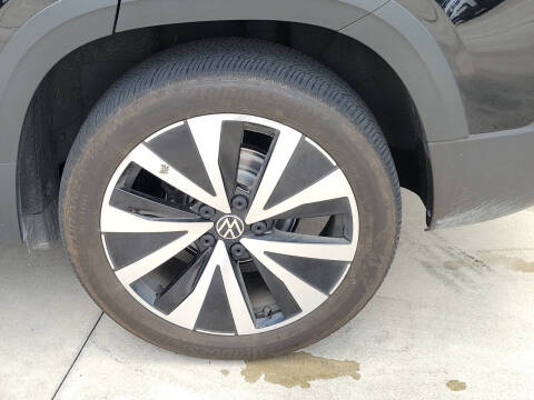 2022 Volkswagen Taos SE